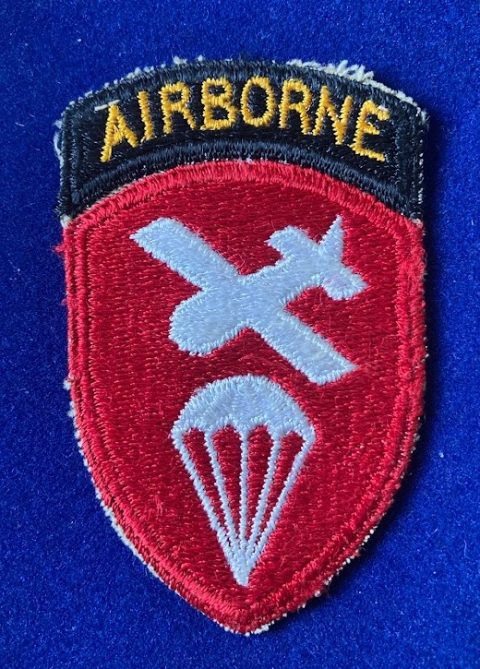 US 1st Airborne Brigade badge - Medals And Memorabilia